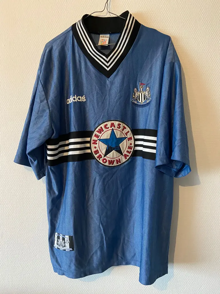 Newcaste away 1996-1997